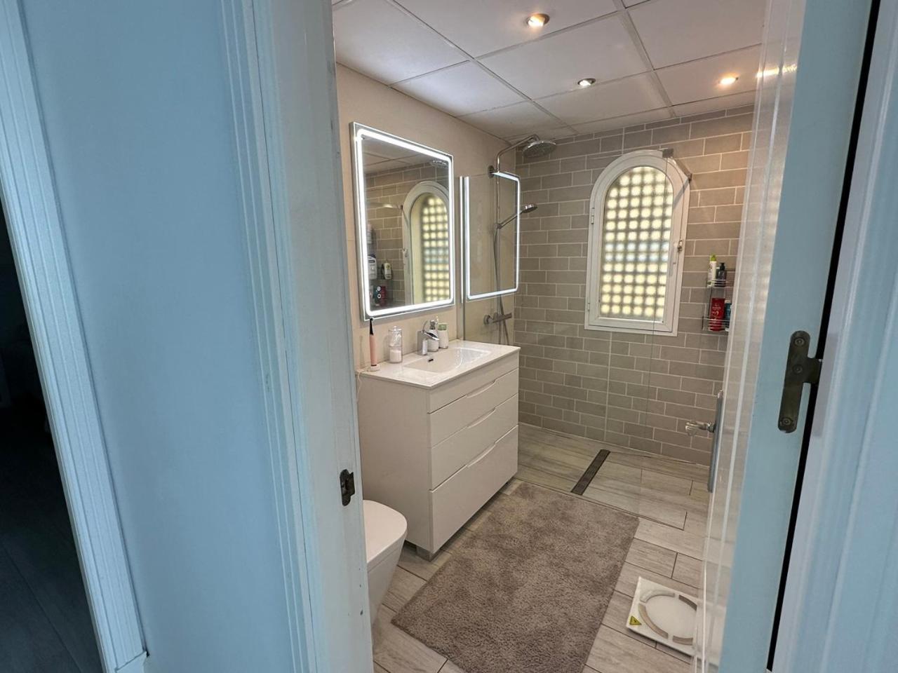 Apartamento 3 Pieces Avec Terrasse Ouverte Vue *